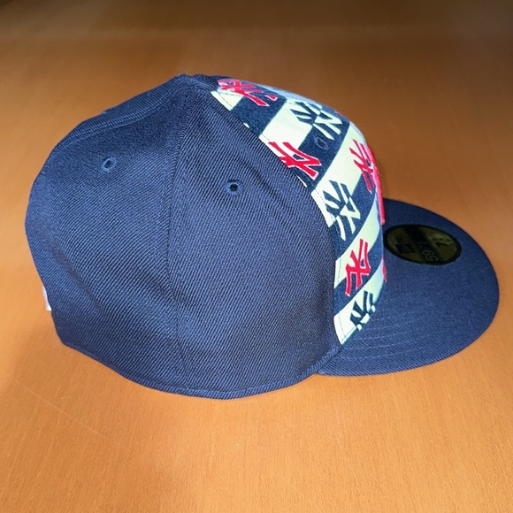 New York Yankees 59Fifty 7 3/4 MLB Fitted Cap - Picture 4 of 5